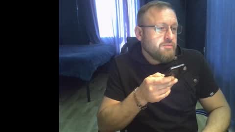 Anthony online show from December 16, 11:15 am