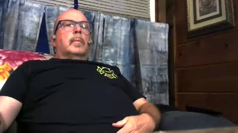 granitebuckeye1969 online show from October 18, 10:21 pm