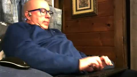 granitebuckeye1969 online show from November 21, 12:10 am