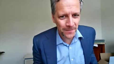 grattitude online show from November 18, 3:45 am