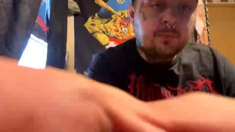 graveyardblunts66 online show from November 19, 7:36 pm