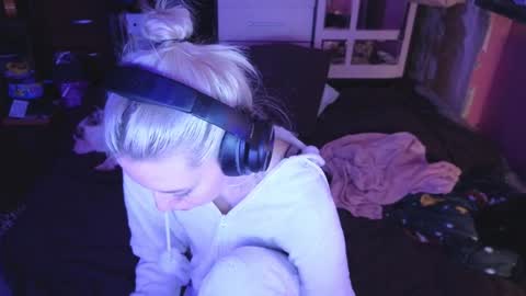 graylovescookies online show from December 26, 7:27 pm