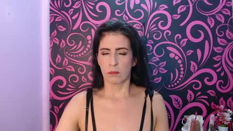 Isabella online show from May 11, 11:38 am