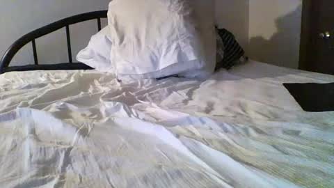 Snapshot of greatgazu chatting on December 1, 6:19 pm hotforyou69 online show from December 1, 6:19 pm