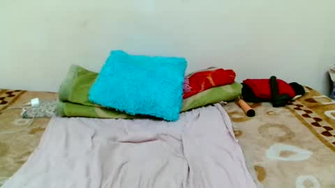 Snapshot of greatnipplesxx chatting on December 6, 11:00 am greatnipplesxx online show from December 6, 11:00 am