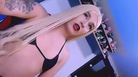 grecia_9inchs online show from November 9, 1:48 am