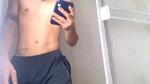 Snapshot of grecia_millercol chatting on January 4, 10:16 am grecia_millercol online show from January 4, 10:16 am