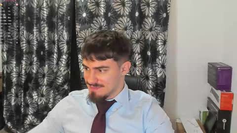 Snapshot of greekgod199 chatting on January 18, 4:49 am greekgod199 online show from January 18, 4:49 am