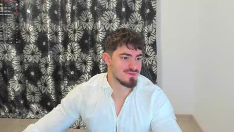 Snapshot of greekgod199 chatting on February 3, 4:21 am greekgod199 online show from February 3, 4:21 am