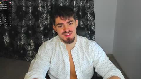 Snapshot of greekgod199 chatting on February 4, 5:46 am greekgod199 online show from February 4, 5:46 am