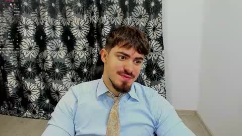 Snapshot of greekgod199 chatting on February 5, 5:23 am greekgod199 online show from February 5, 5:23 am