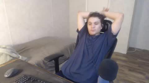 greendynomite_04 online show from April 7, 2:01 am