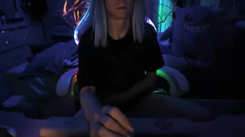 GreenEyedLovexo online show from February 4, 5:53 am