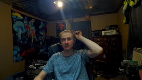 Greenlungs8195 online show from April 6, 4:46 am