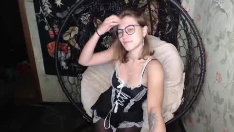 Snapshot of greenwitch9 chatting on September 11, 11:43 am Lina online show from September 11, 11:43 am