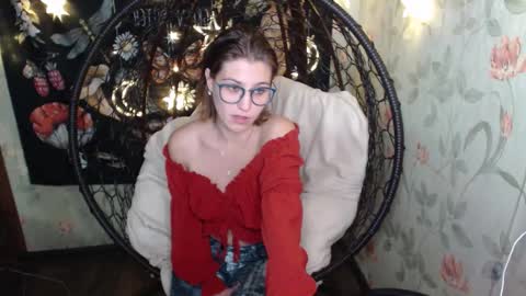 Snapshot of greenwitch9 chatting on September 24, 11:35 am Lina online show from September 24, 11:35 am