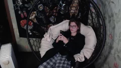 Snapshot of greenwitch9 chatting on October 8, 2:36 pm Lina online show from October 8, 2:36 pm