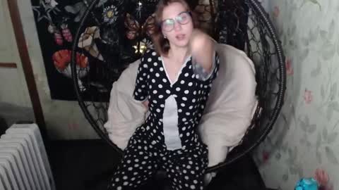 Snapshot of greenwitch9 chatting on October 16, 6:20 pm Lina online show from October 16, 6:20 pm