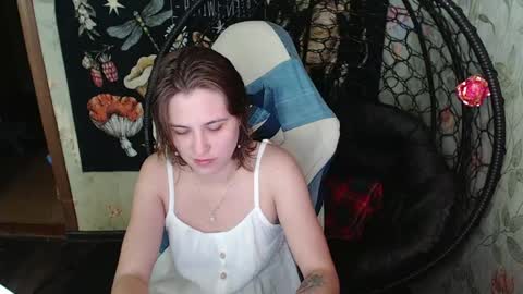 Lina online show from June 5, 11:49 am