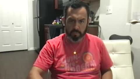 Snapshot of greg78652 chatting on October 13, 2:00 am greg78652 online show from October 13, 2:00 am