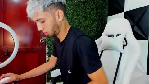 Snapshot of gregori_latin19 chatting on October 28, 11:36 am gregori_latin19 online show from October 28, 11:36 am