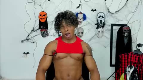 Snapshot of gregoriiandmax chatting on October 24, 1:07 pm Gregori online show from October 24, 1:07 pm