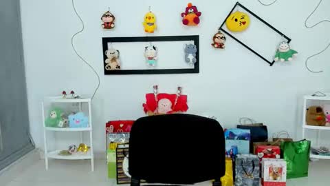 Snapshot of gregoriiandmax chatting on November 29, 11:57 am Gregori online show from November 29, 11:57 am