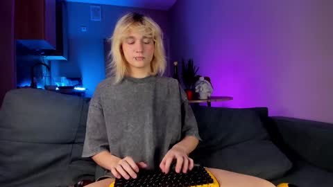 Greg-independent model online show from December 27, 11:21 pm