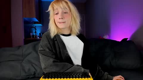 Greg-independent model online show from January 20, 8:29 pm