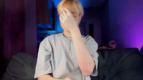 Greg-independent model online show from February 23, 9:48 pm