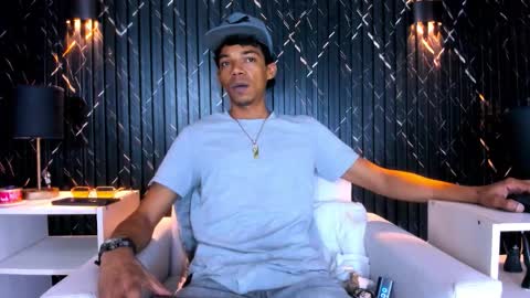 GregorySforza online show from December 20, 6:04 pm