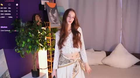 Snapshot of gregoryturnbo chatting on October 23, 3:50 am Ivy online show from October 23, 3:50 am