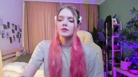 gretchen_mol online show from January 11, 7:35 am