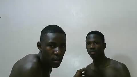 Snapshot of grillzhotz chatting on July 1, 7:32 am grillzhotz online show from July 1, 7:32 am