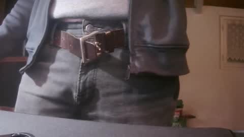 Snapshot of grimbergen123 chatting on October 27, 9:41 pm Grim online show from October 27, 9:41 pm