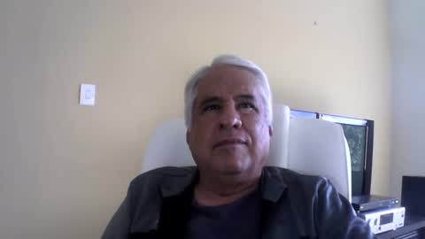 Snapshot of grisa01 chatting on May 27, 1:08 pm grisa01 online show from May 27, 1:08 pm