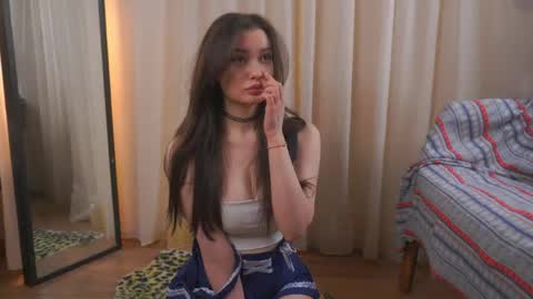 Gwen online show from April 10, 4:39 am