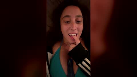 Snapshot of grkgirlgoodgirl chatting on March 2, 4:25 am grkgirlgoodgirl online show from March 2, 4:25 am