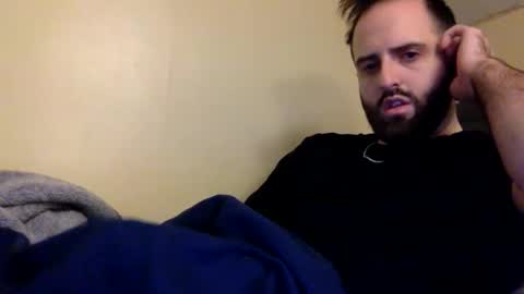 Snapshot of grobs123 chatting on December 24, 2:12 pm grobs123 online show from December 24, 2:12 pm