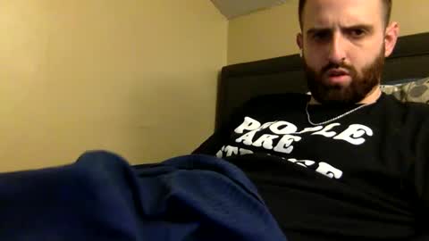 Snapshot of grobs123 chatting on February 18, 12:48 am grobs123 online show from February 18, 12:48 am