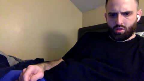 Snapshot of grobs123 chatting on March 5, 4:02 am grobs123 online show from March 5, 4:02 am