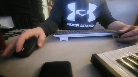 Grooce online show from February 3, 10:26 pm