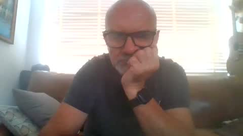 Snapshot of gru_123 chatting on July 15, 4:56 pm Giorgio online show from July 15, 4:56 pm