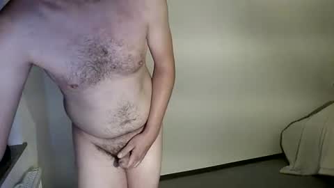 Snapshot of grzeslokaghj chatting on June 13, 9:24 pm Bitch online show from June 13, 9:24 pm