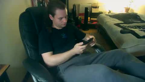 Snapshot of gsjw chatting on November 23, 7:57 pm Gizzy online show from November 23, 7:57 pm