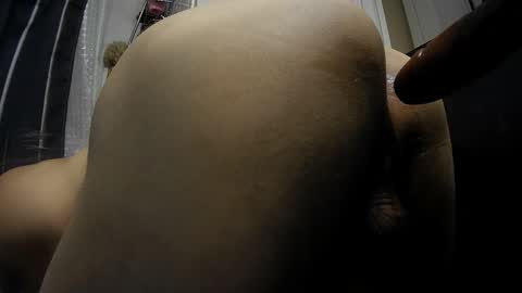 Snapshot of gswaze12 chatting on November 2, 2:36 am GSwaze online show from November 2, 2:36 am