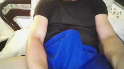 Snapshot of guapete_21x chatting on August 2, 4:33 am guapete 21x online show from August 2, 4:33 am