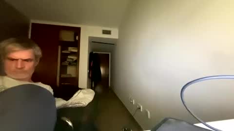 Snapshot of guardiannif_ chatting on January 24, 4:05 am guardiannif_ online show from January 24, 4:05 am