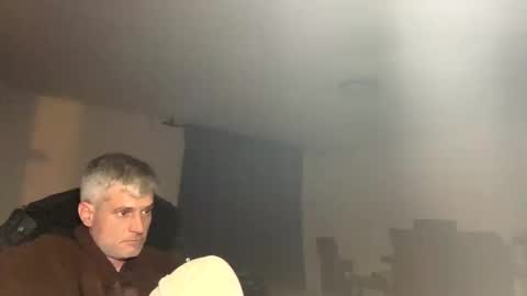 Snapshot of guardiannif_ chatting on February 28, 4:10 am guardiannif_ online show from February 28, 4:10 am