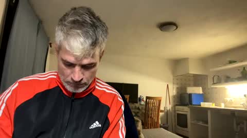 Snapshot of guardiannif_ chatting on March 7, 1:53 am guardiannif_ online show from March 7, 1:53 am